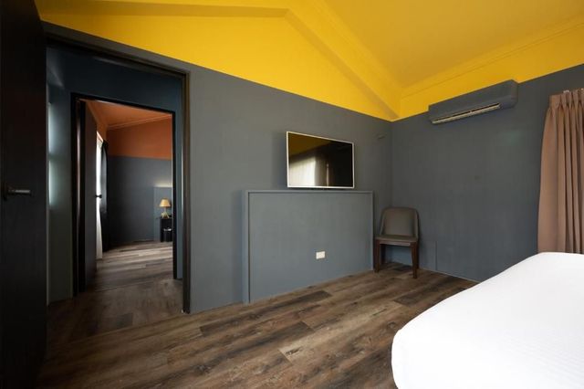 Yilan East Hotel-Duplex Group Room With Garage (6 person)-4