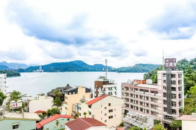 썬문레이크 용추엔 베드 앤 브렉퍼스트 (Sun Moon Lake Yongquan Bed and Breakfast)-Lake View Double Suite-10