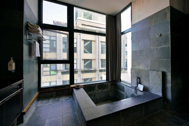 Muen Hot Spring Hotel-Superior Family Room-6