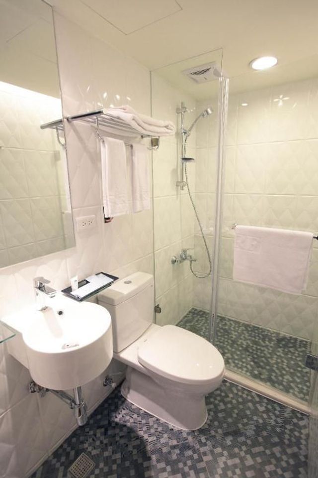 RF Hotel - Zhongxiao-Premier Double Room-8
