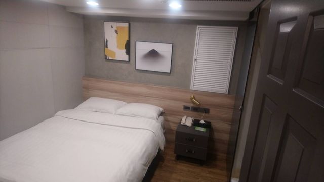 RF Hotel - Zhongxiao-Premier Double Room-6