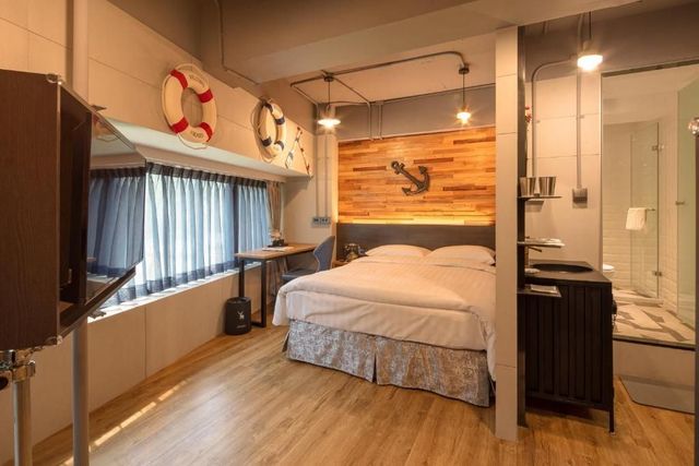 RF Hotel - Zhongxiao-Family Room with Shower-3
