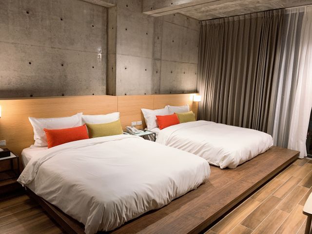 Meet Sun Moon Lake-Deluxe Family Room-1