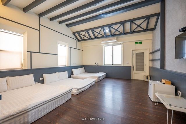 YUAN JYU GE-Six-ten person suite-2