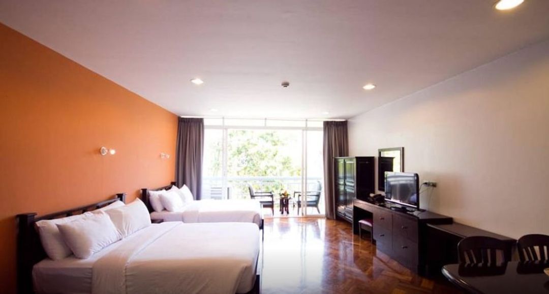 Chom View Hotel