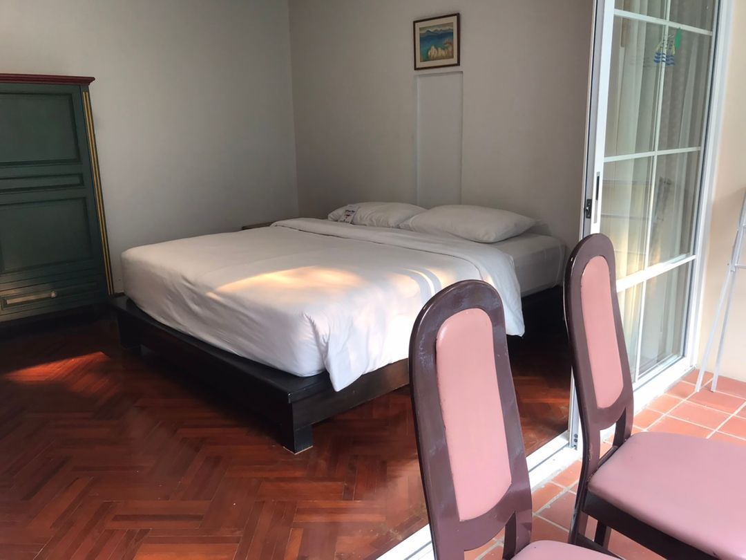 Chom View Hotel
