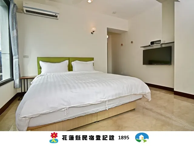喜悅民宿 | 12-18人花蓮Villa包棟 | 海景&電梯＆大空間-雙人房-一大床-3