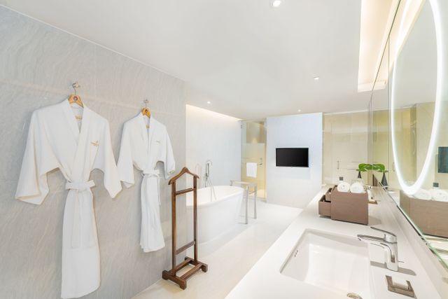 曼谷帕色哇公主酒店( Pathumwan Princess Hotel - SHA Extra Plus)-豪華市景套房 l 不含早餐 (Horizon Suite King l room only)-3