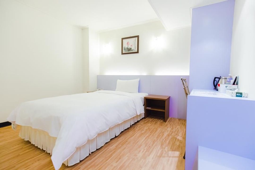 Apple Hotel