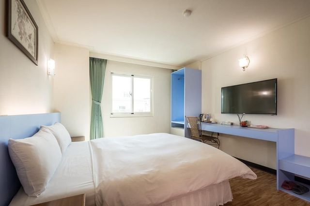 Apple Hotel-standard two-person room-1