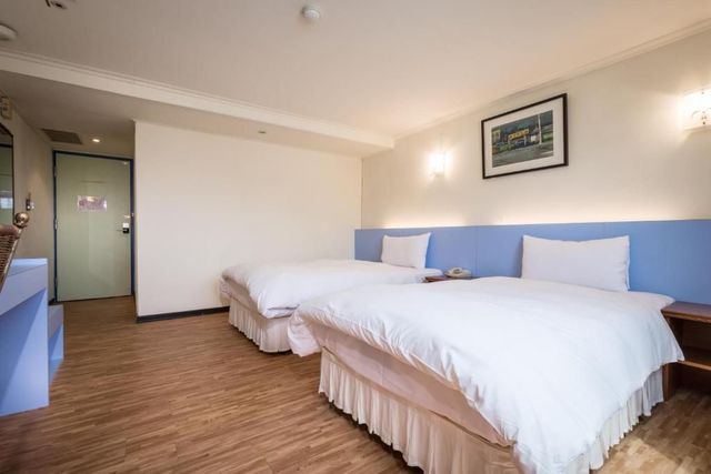 Apple Hotel-Double-bed room-4