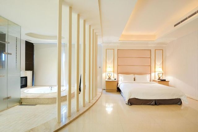 OHYA Chain Boutique Motel-Yong Kang-Luxury Suite-1