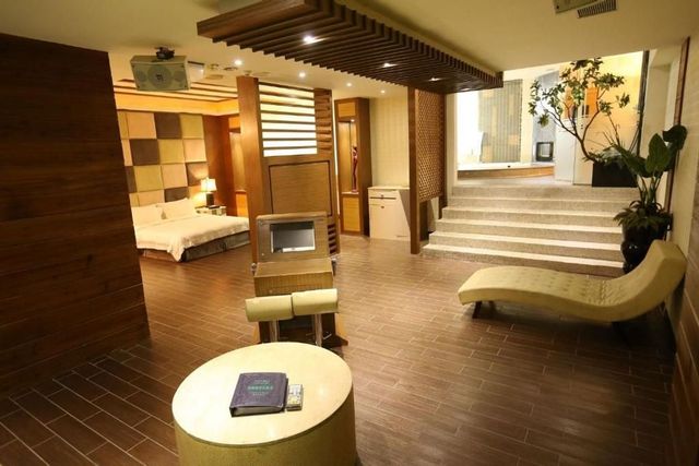 OHYA Chain Boutique Motel-Yong Kang-Flagship Suite with KTV-6
