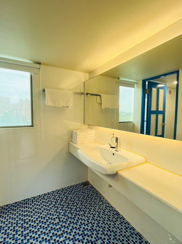 Field-Home-Blue Hawaii (Suite for 4 people in the building)-6