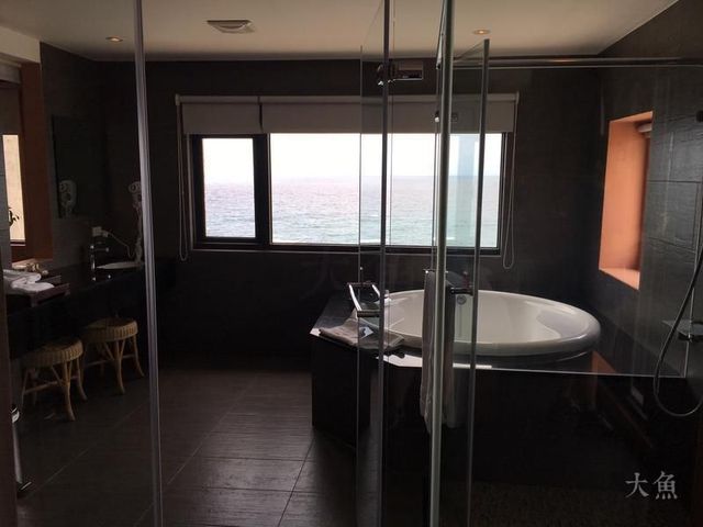 靜觀行館 Jingguan Hotel-Room 6 (頂樓) 豪華蜜月雙人海景套房 (約32坪，含陽台17坪)-6