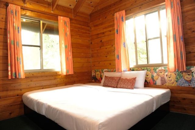 Taitung Bear Villa Village l Taitung 2-10 people independent wooden house | Meal special offer | BBQ-Double Twin Single Chalet l Included Breakfast-1