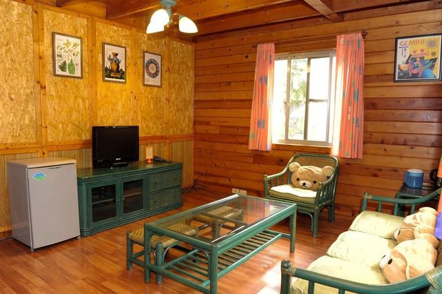 Taitung Bear Villa Village l Taitung 2-10 people independent wooden house | Meal special offer | BBQ-Double Twin Single Chalet l Included Breakfast-4