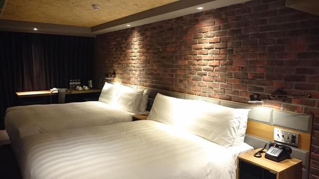 城市商旅-駁二館-高級四人房-4