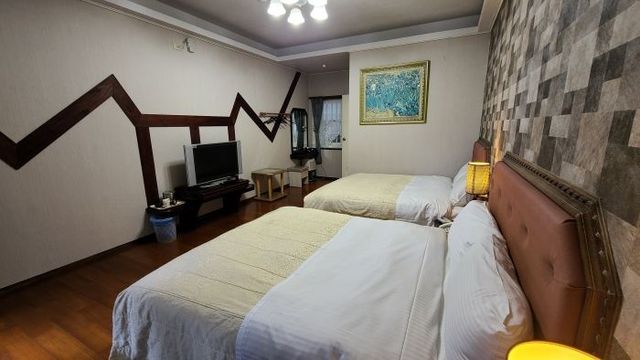 Naluwan Villa-Cozy Quad Room-11