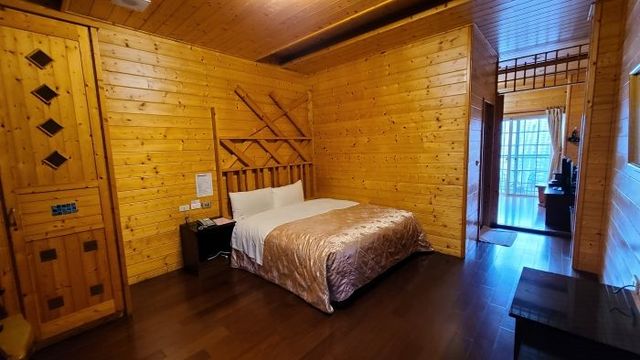 Naluwan Villa-Classic Quad Room-9