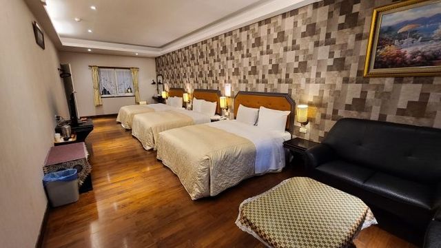 Naluwan Villa-Single Six People House-1
