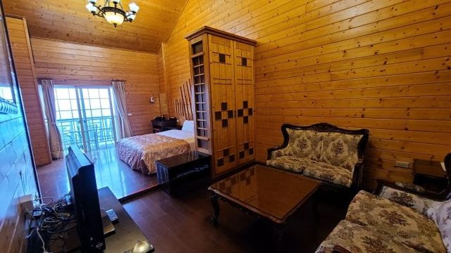Naluwan Villa-Classic Japanese Six People Room-5