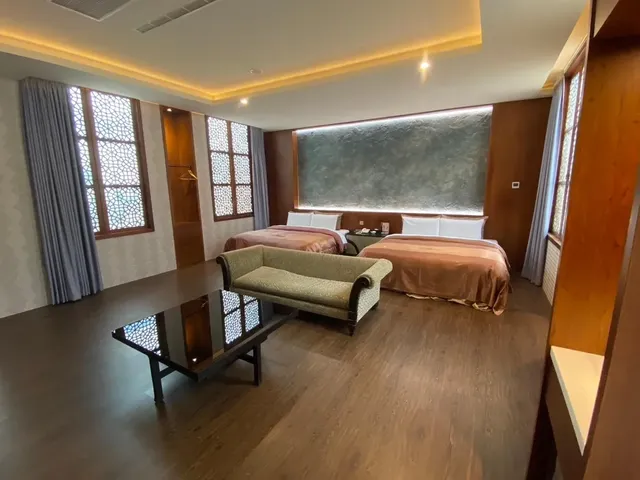 夏都精品汽車旅館-園景親子四人房（入住時間：平日18點 假日21點）-10
