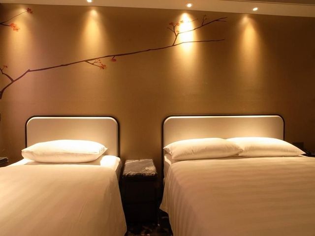 德立莊-高雄博愛館 Hotel Midtown Richardson-Kaohsiung-市景三人房 (不含早餐)-3