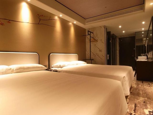 德立莊-高雄博愛館 Hotel Midtown Richardson-Kaohsiung-市景家庭房 (不含早餐)-2