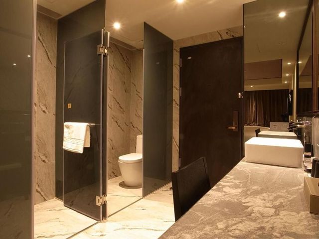 德立莊-高雄博愛館 Hotel Midtown Richardson-Kaohsiung-市景家庭房 (不含早餐)-3