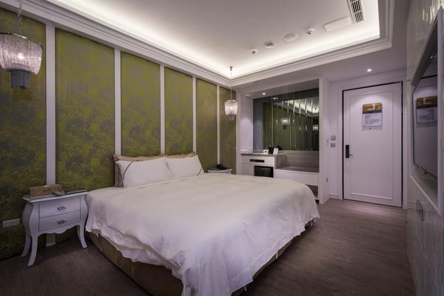 雲河概念旅館-商務-時尚經典 平日15點/週六特殊假日18點進房-2