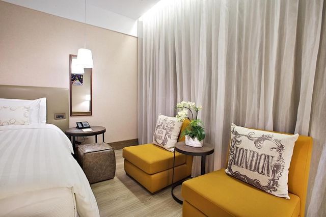 THE GAYA HOTEL-Standard Twin Room-2