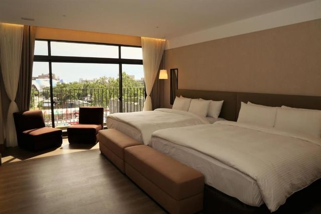 THE GAYA HOTEL-Deluxe Family Room-3
