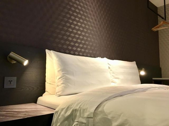 城市商旅-南東館｜緊鄰饒河夜市-舒活雙人房 (地下室房型)-6