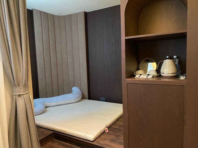 W house-2B 豪華加大床雙人房-6
