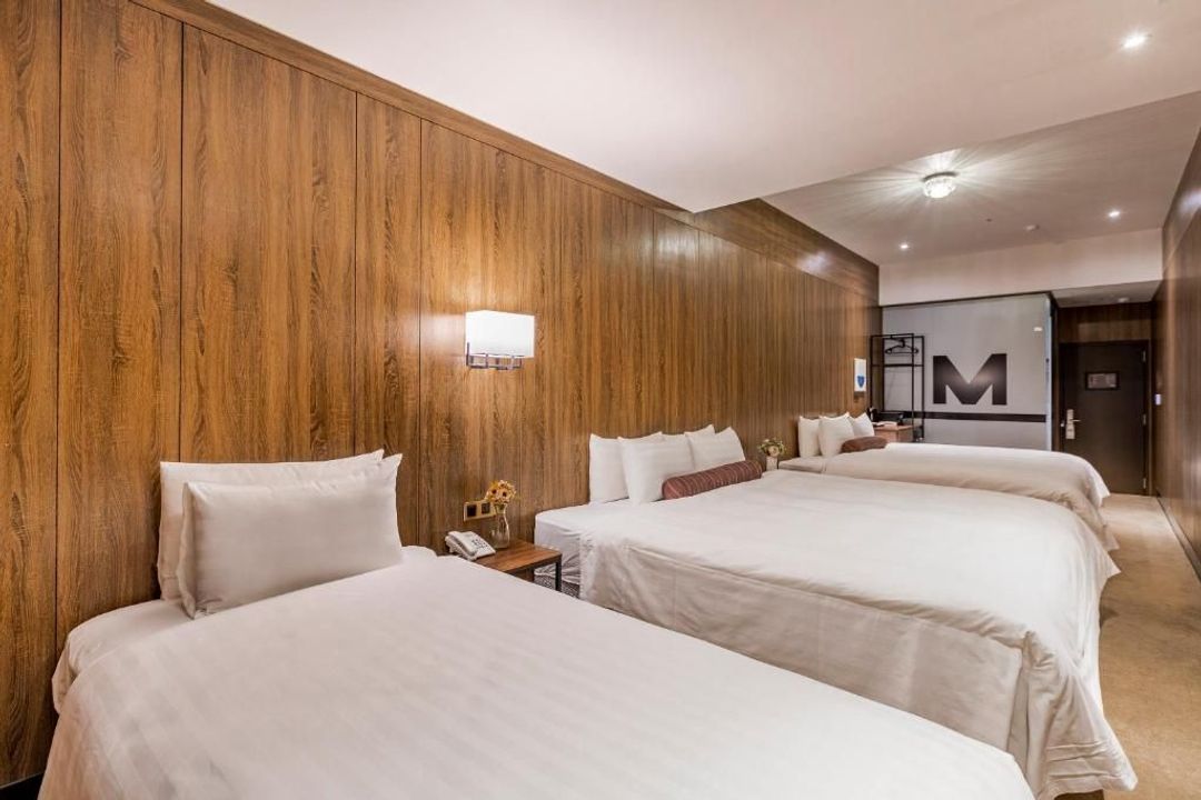 MAYER INN