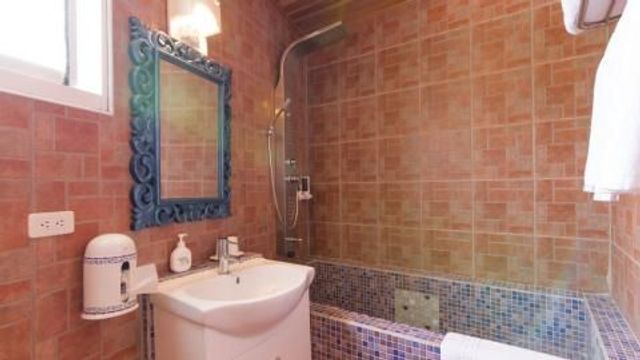 巴里巴里民宿 6～ 10人墾丁包棟｜戶外戲水池x近海x附車位-巴里巴里villa房-6