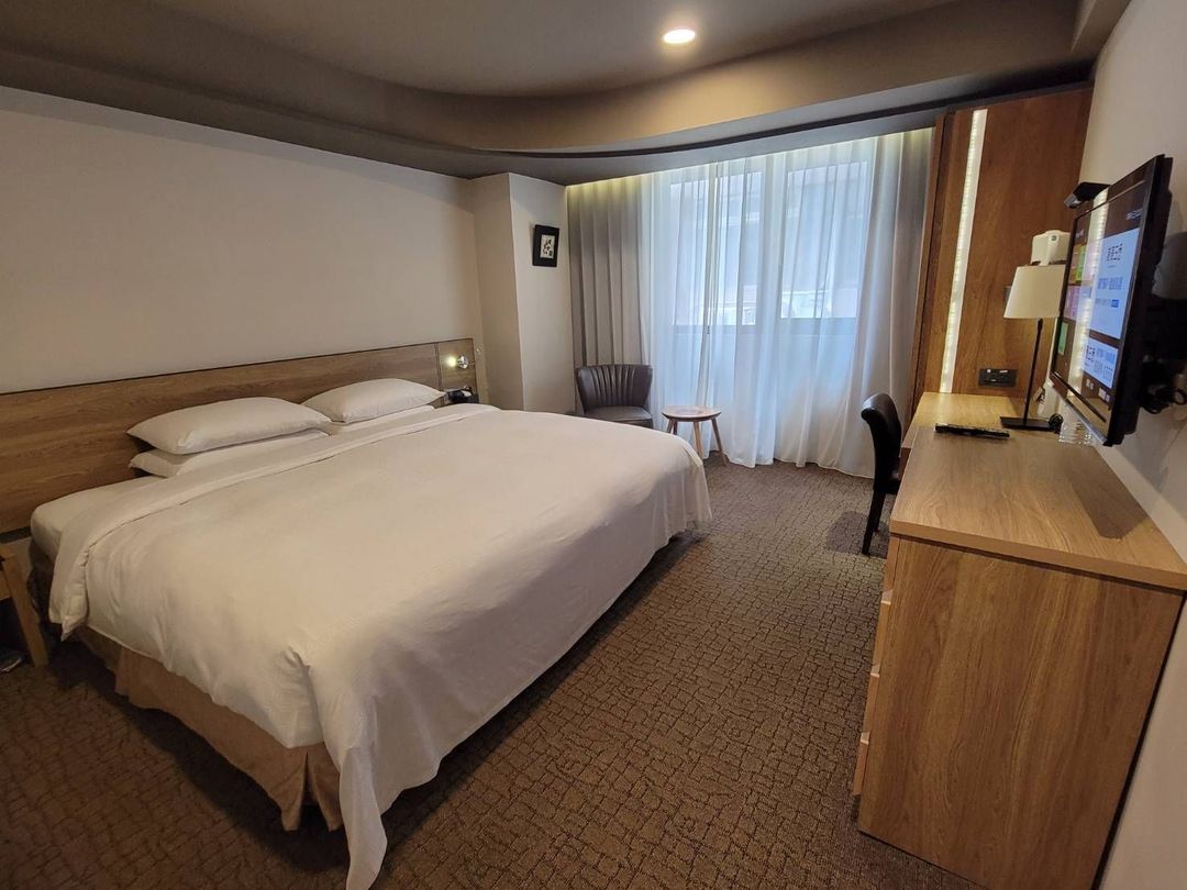 Simple+ Hotel