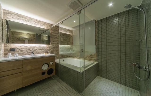 Simple+Hotel-南京復興站｜緊鄰捷運站-Simple+ 一大床+單人床（含早）-5