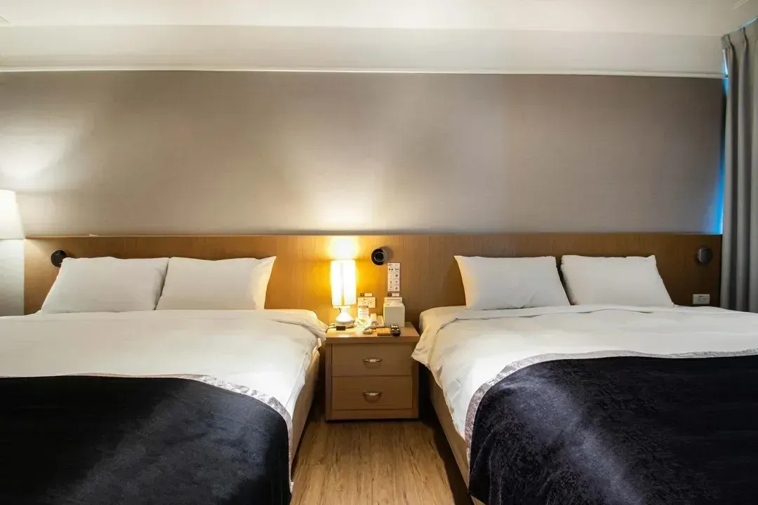 Stay Inn II