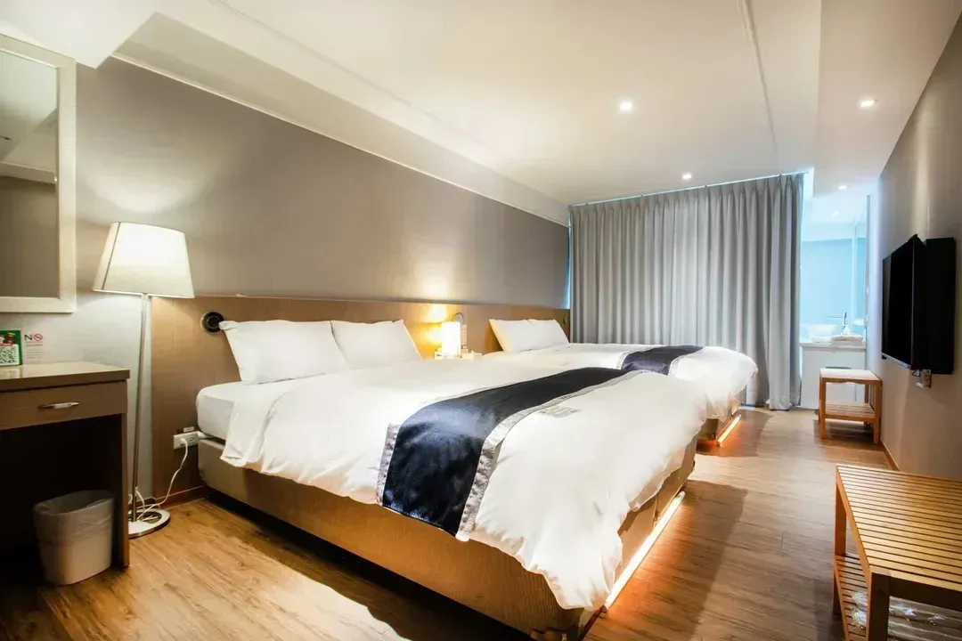 Stay Inn II