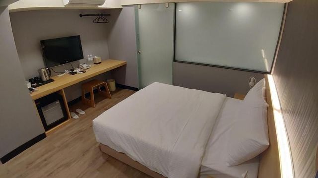 CY Hotel-Superior Room-1