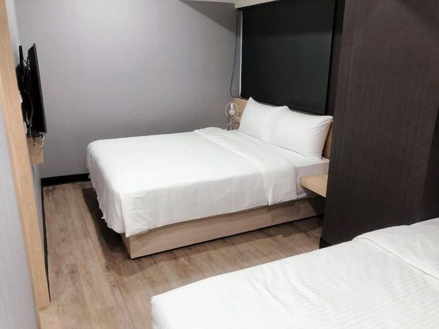 CY Hotel-Family Room with Bath Tub-2