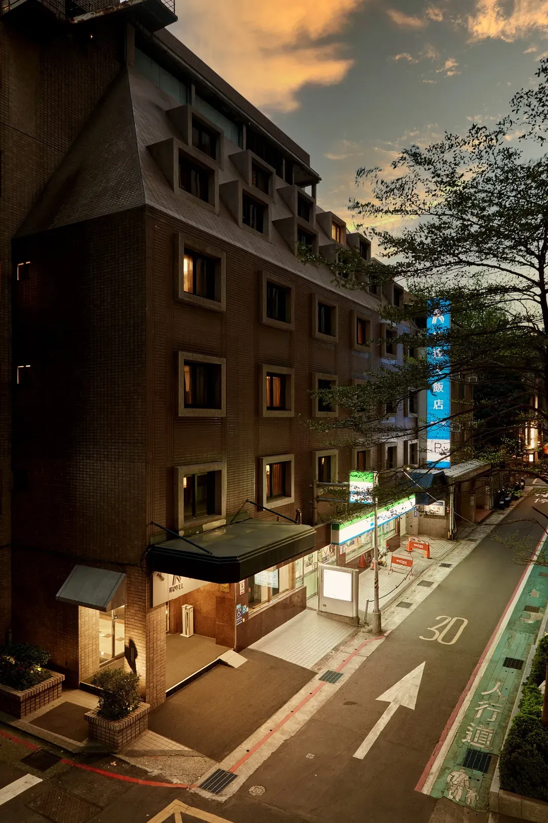 柯达大饭店 - 台北一店｜南西商圈