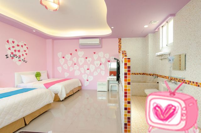 Mutsumi Garden Guest House-Deluxe Quad Room-3