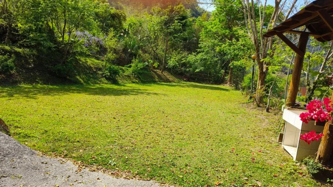 土牧驛健康農莊 | 獨家85折起！頂級原木小木屋、清澈溪流戲水、深山森林浴