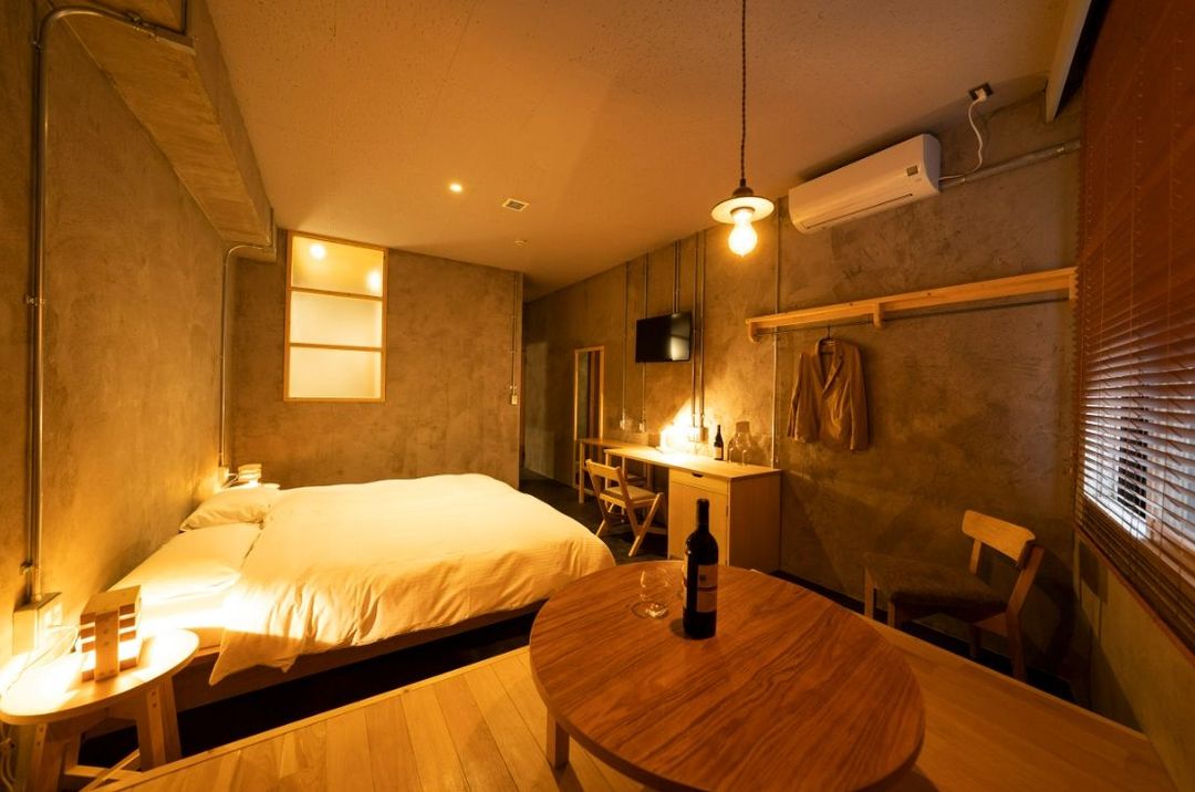 HOTEL LOOP