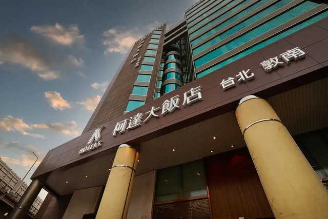 柯達大飯店台北敦南-高級雙人房-6