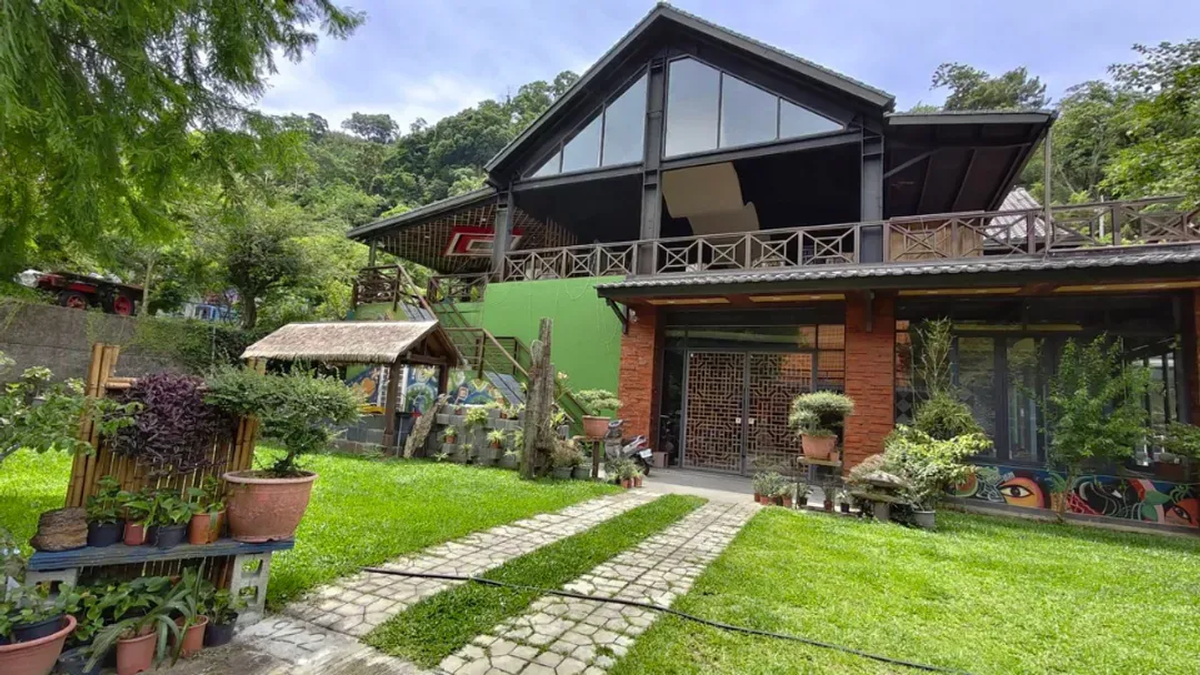 土牧驛健康農莊 | 獨家85折起！頂級原木小木屋、清澈溪流戲水、深山森林浴