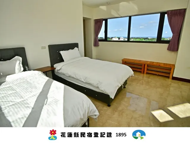喜悅民宿 | 12-18人花蓮Villa包棟 | 海景&電梯＆大空間-雙人房-兩小床-5